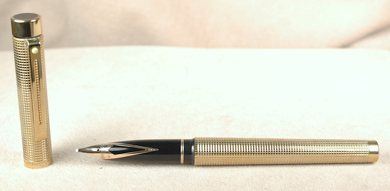 Vintage Pens: 5057: Sheaffer: Targa
